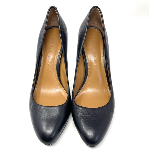 Banana Republic heels. - Picture 3 of 7